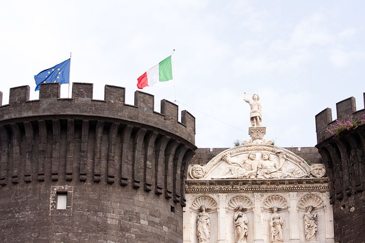 Neapel * Castel Nuovo (Italien - Herkulaneum & Neapel)