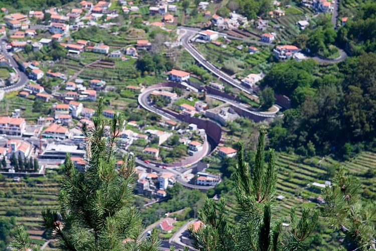Eira do Serrado (Madeira - Curral das Freiras)