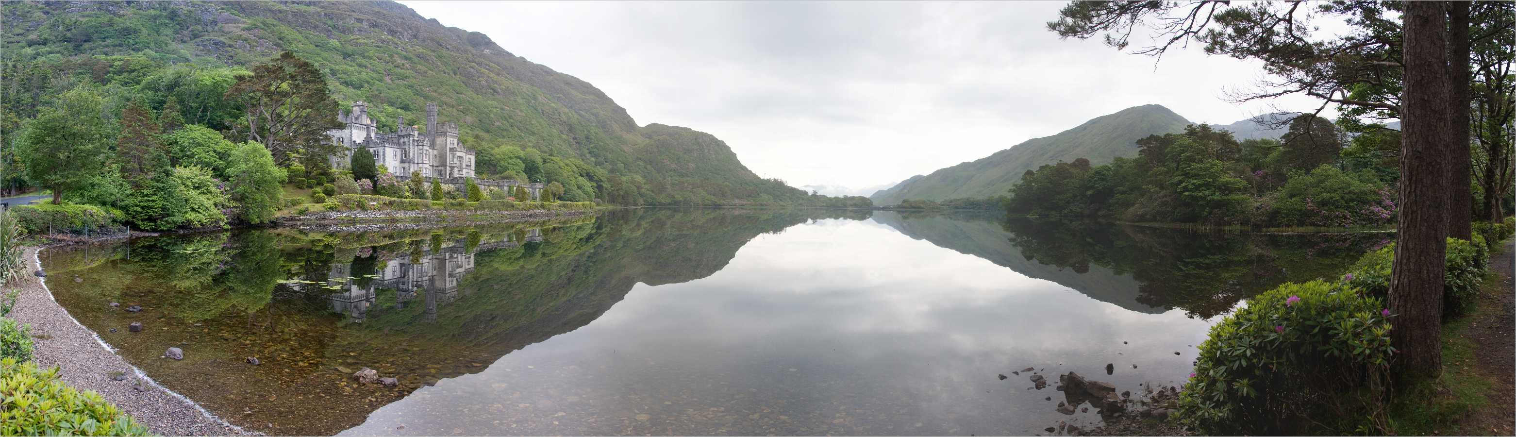 Panorama >> Irland - Kylemore Abbey