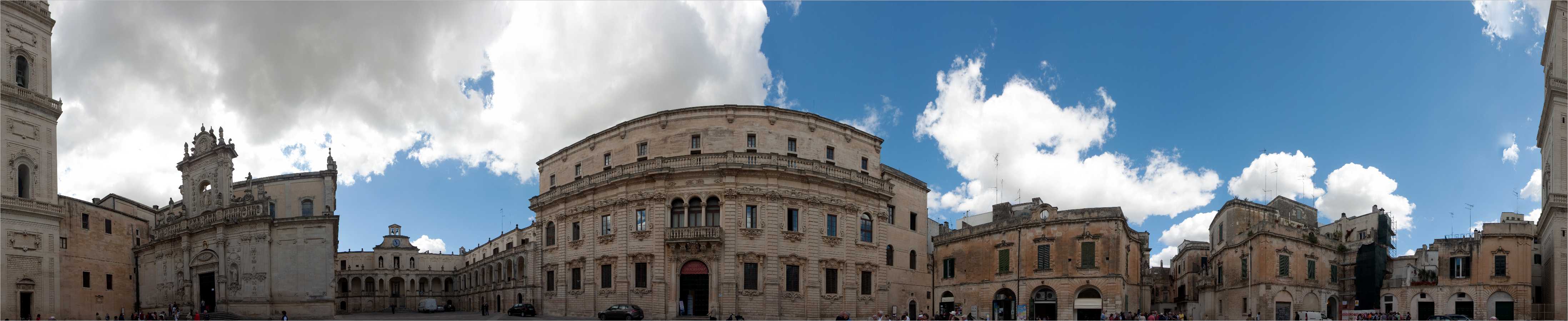 Panorama >> Lecce Piazza del Duomo